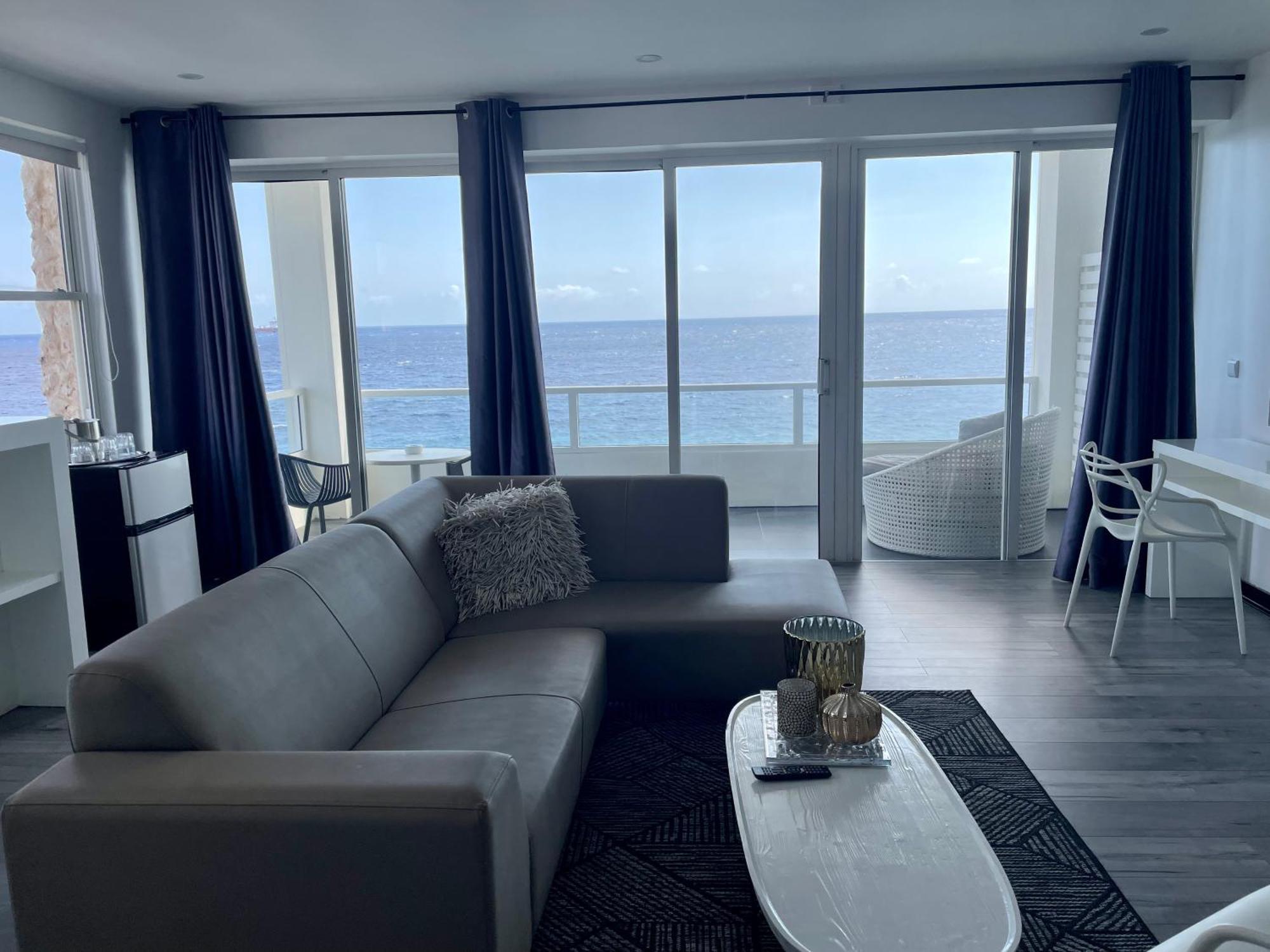 Saint Tropez Boutique Hotel Willemstad Phòng bức ảnh